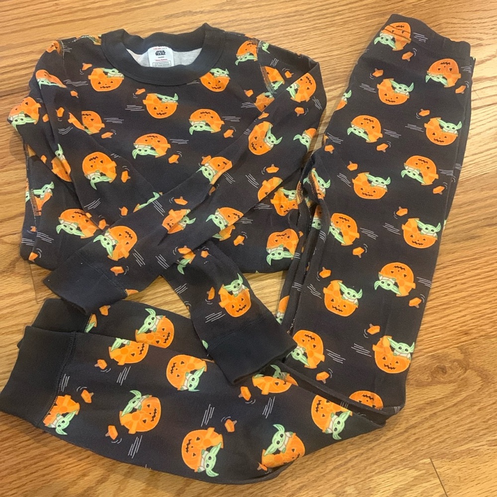 Hanna Andersson Halloween Star Wars Pajamas. US size 8. Cotton.